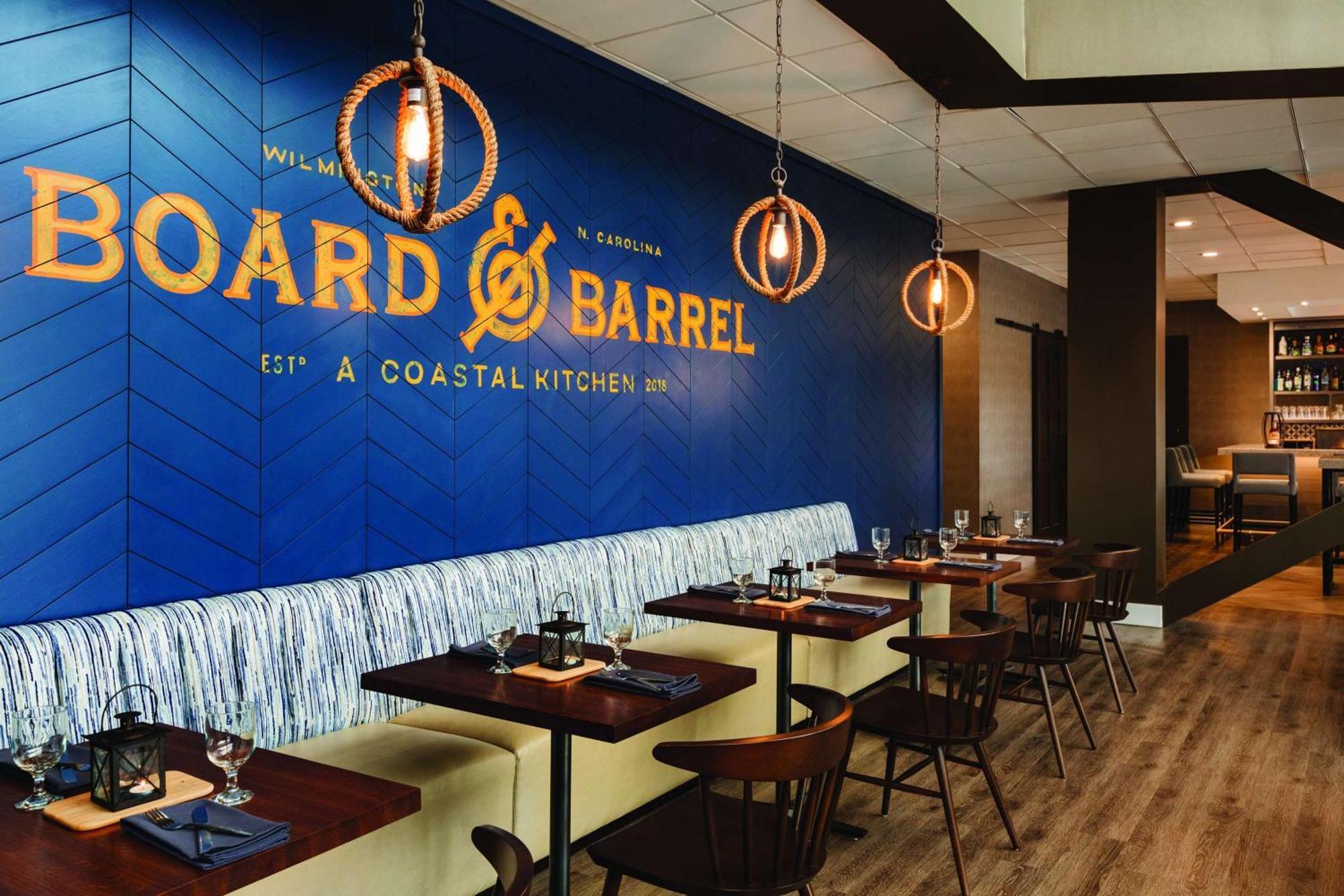 惠明顿班勒斯特希尔顿特罗巴多尔酒店 威尔明顿 外观 照片